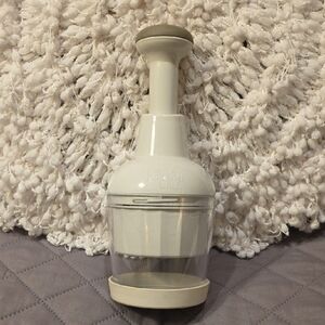 Pampered Chef Manual Food Chopper